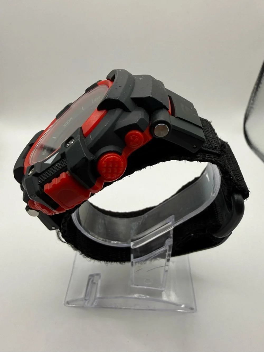 Skechers Men's Sr1038 Digital Display Black/Red Watch 53mm Case VelcroBand